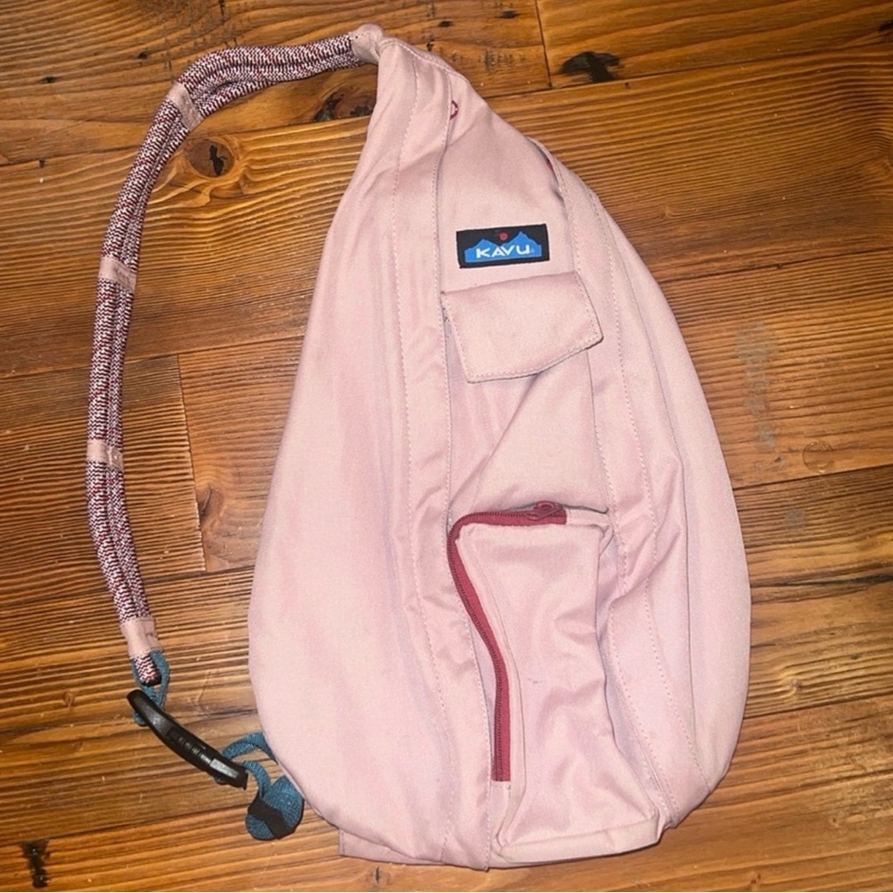 Kavu Blush Rope Sling Bag - Picture 2 of 4